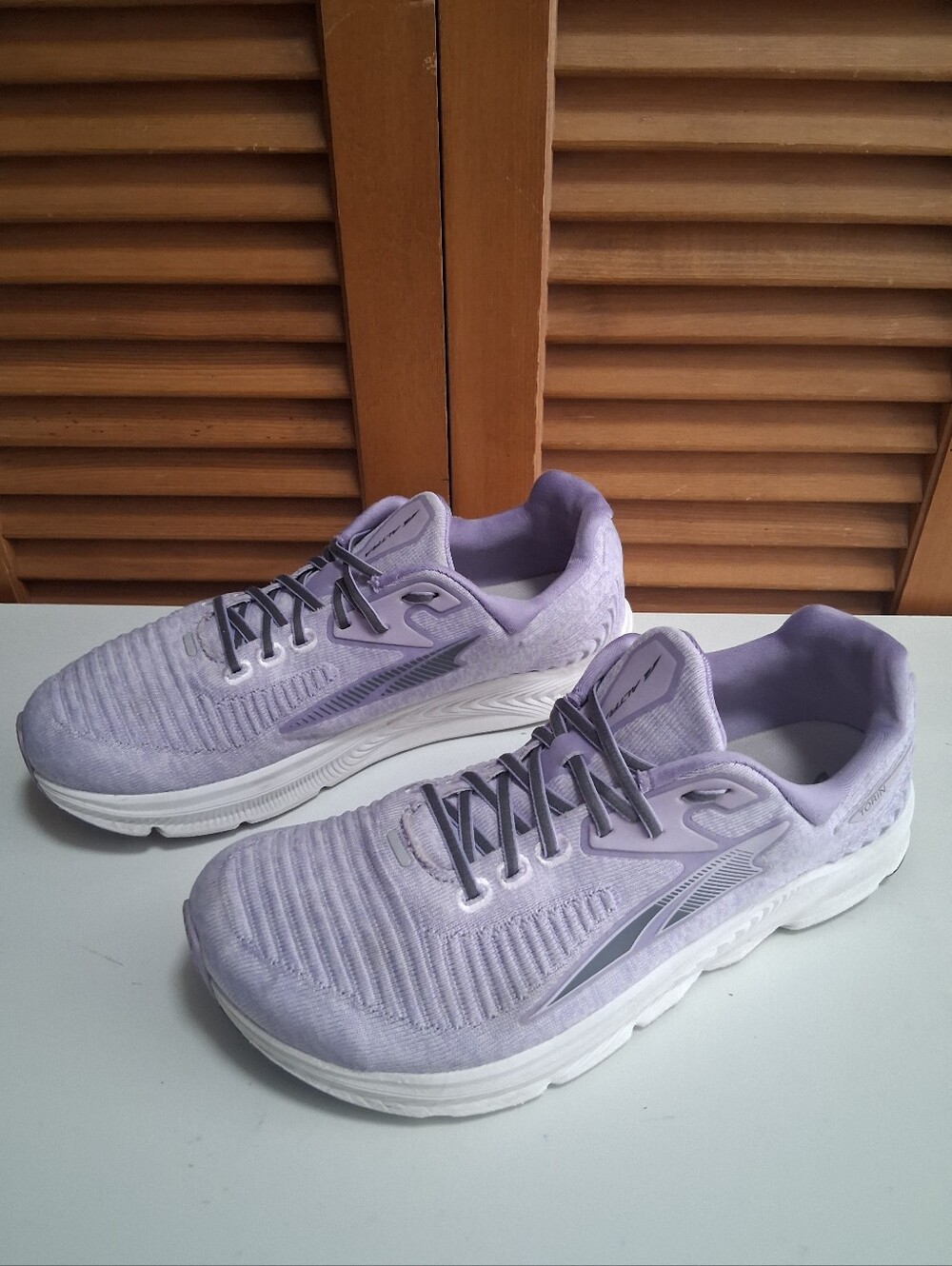 Altra Torin 5 Luxe Lavender Women's Running Shoe * Size: 11 - Picture 2 of 8